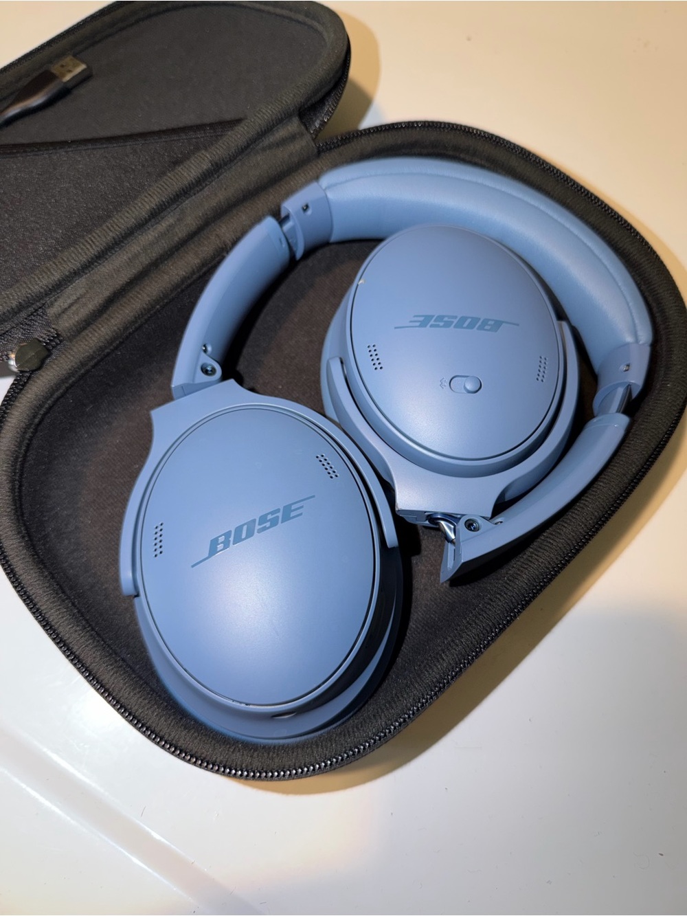 Bose QuietComfort Bluetooth Noise Cancelling Headphones- Blue Dusk